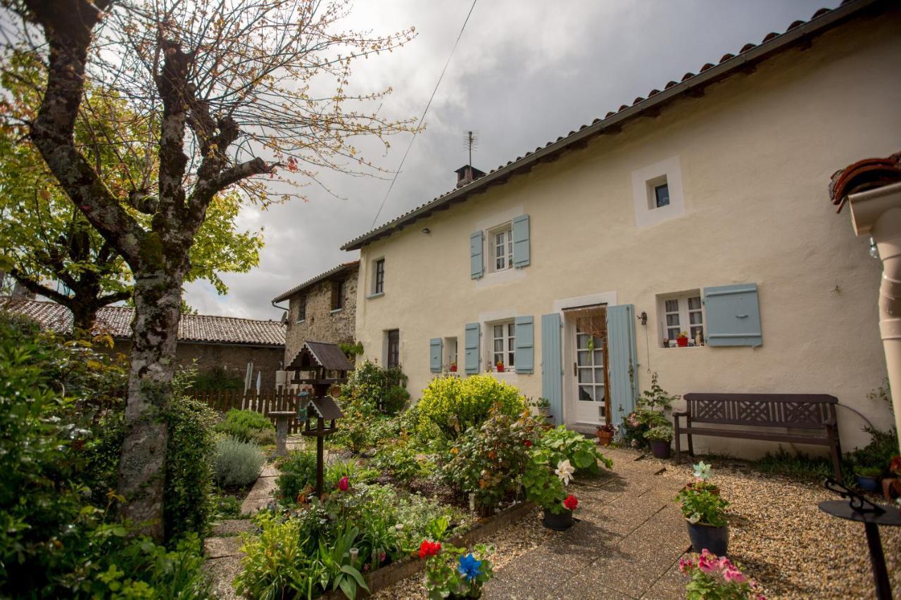 La Maison Des Fleurs Montemboeuf Екстер'єр фото