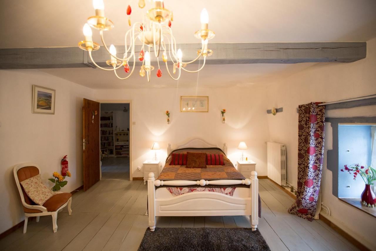 La Maison Des Fleurs Montemboeuf Екстер'єр фото